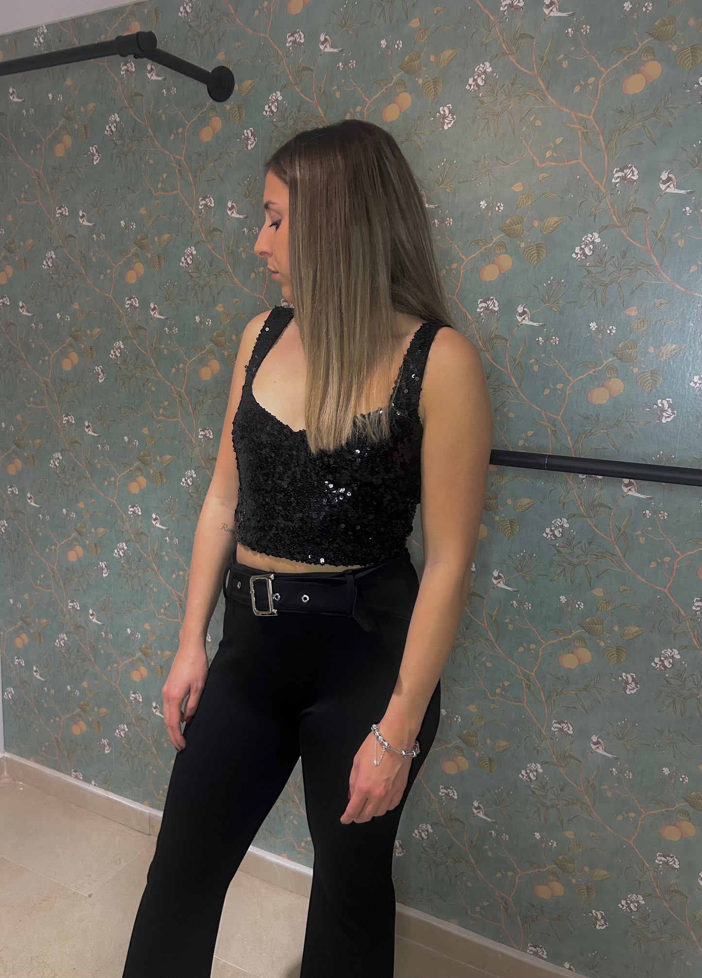 Top lentejuelas negro